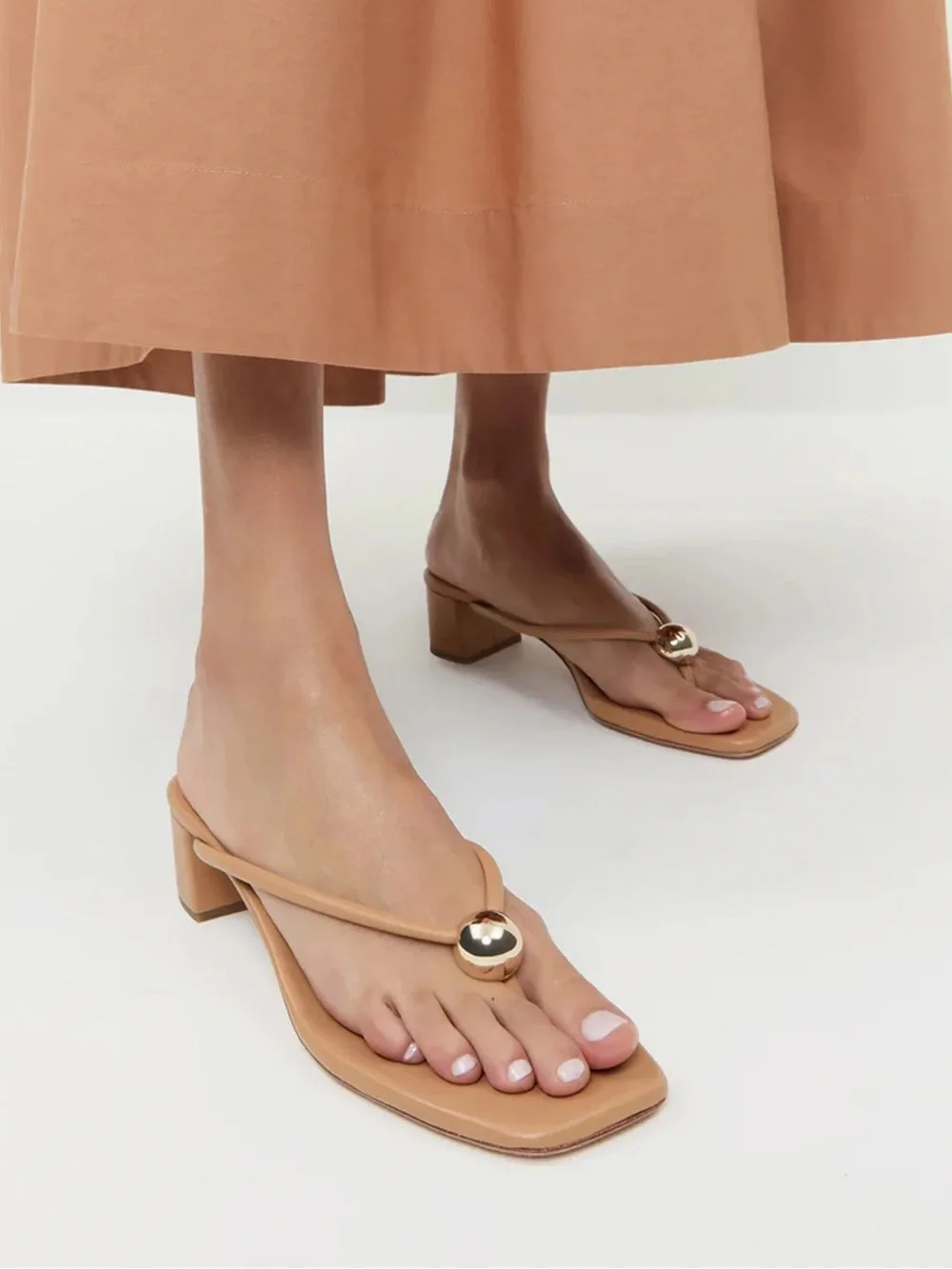 Loeffler Randall flip flop sandal with metal hardware nude leather size7